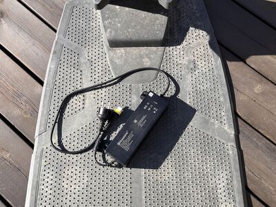 Mururobot Husqvarna Automower 430X laadimisjaam