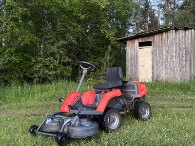 Murutraktor-raider Husqvarna R111B