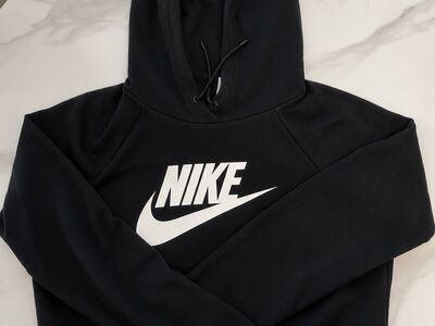 Nike naiste lühike kapuutsiga pusa, suurus S, uus