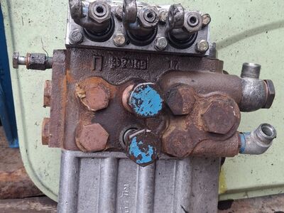 MTZ-80;82 hüdrojagaja