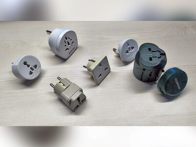 6 reisiadapterit