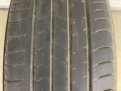 2 suverehvi 215/55 R18
