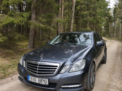 MERCEDES-BENZ E 220 CDI