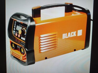 INVERTERKEEVITUSSEADE MMA/TIG 250A BLACK