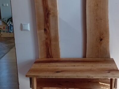 Riidenagi täispuidust