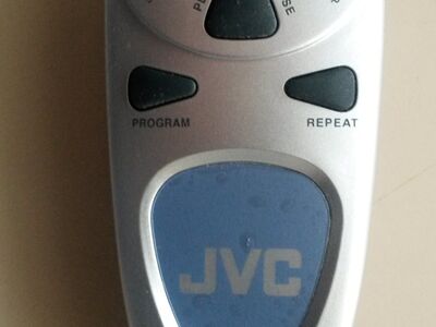 JVC pult