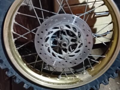 Honda Dominator tagumine velg 17"