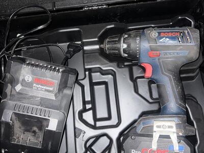 Akutrell Bosch Professional 18V + aku + laadija