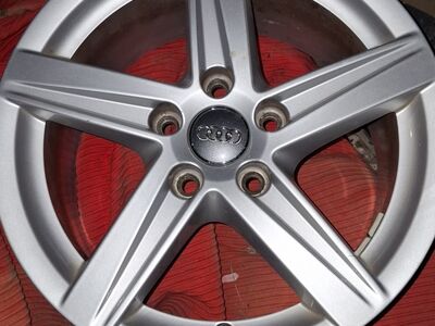 AUDI originaal valuveljed 16" Jx7