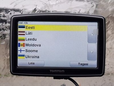 AUTO GPS TOMTOM XXL