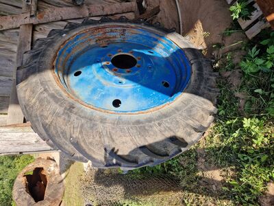 Müüa traktor velg