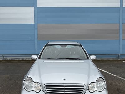 Mercedes W203 C220 Facelift 2005 2.1 110kw diisel
