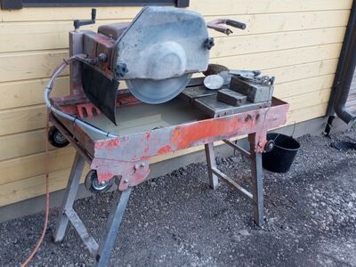 Husqvarna TS400F kivisaag