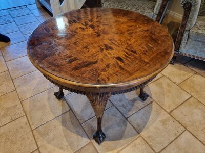Müüa diivanilaud Chippendale