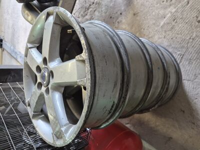 Ford/Volvo veljed 17" 5x108 BORBET