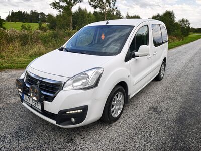 Peugeot Partner Tepee N1 5kohta 1.6 HDI 68kW