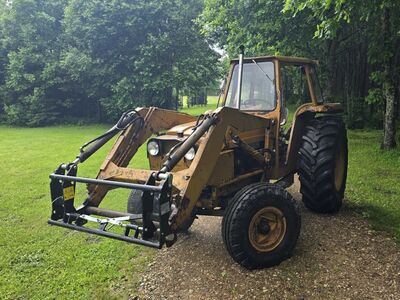 Traktor Valmet 700