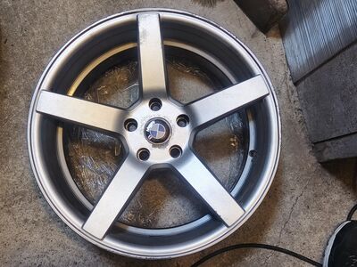 19bmw valuveljed 5x120 72.6