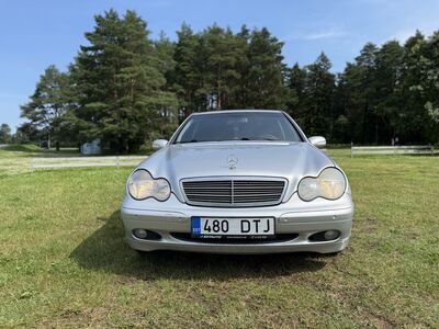 MERCEDES-BENZ C 200 CDI