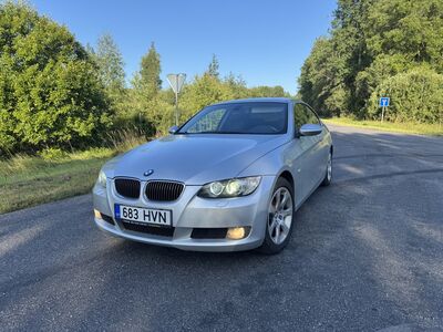 BMW 330i E92