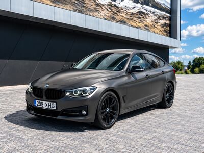 BMW 320d GT xDrive 2017 HUD LED