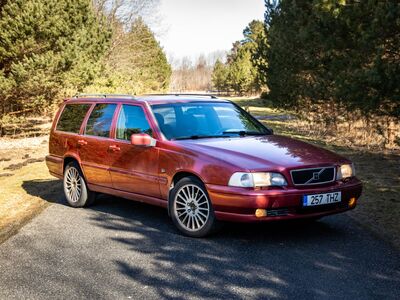 Volvo V70 2.4T