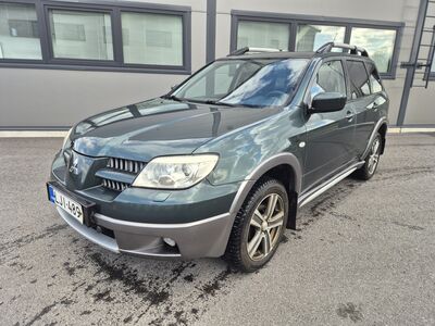 Mitsubishi Outlander bensiin, automaat