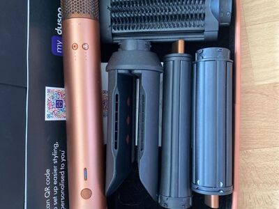 Dyson Airwrap Co-anda2x совершенно новый, мало использованный