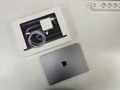 MacBook Pro 16" 2021 M1 Pro 16 GB 1 TB