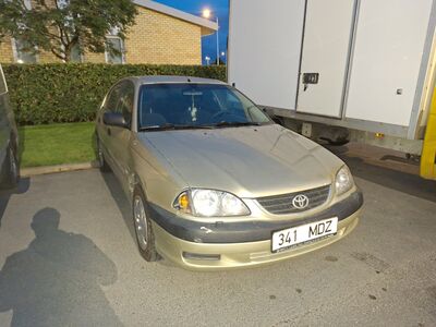 Toyota Avensis T22