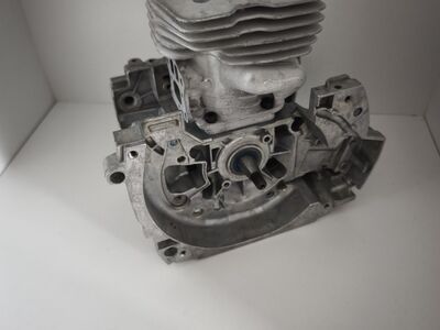 Husqvarna 555fxt mootor