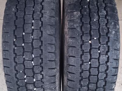 Lamellrehvid kaubikule Bridgestone 225/70R15C, 2tk