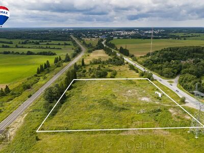 Nähtav väliplats Tallinna ringtee ääres.
