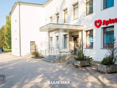 Meditsiiniasutuse loaga teenindus-, kaubandus- või büroopind