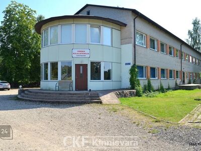 PARIM ASUKOHT VÄRSKAS! MITMEOTSTARBEGA KINNISTU!