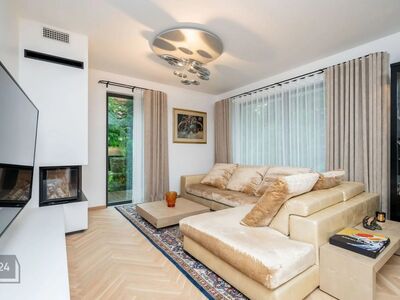 Paarismaja boksi netopind on 149,5 m², millele lisandub terrass