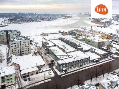 Esmaklassilises seisukorras tootmispinnad Pärnus