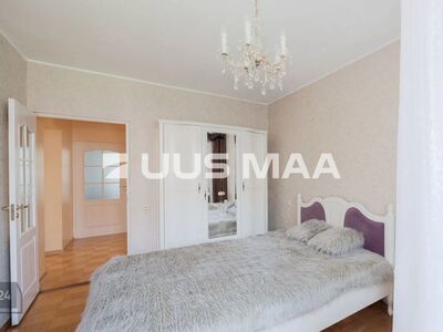 Korter vaikses piirkonnas ja koolide läheduses!