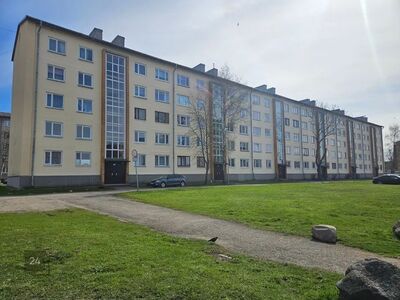 Müüa 3-toaline korter Kohtla-Järvel, vajab kapitaalremonti