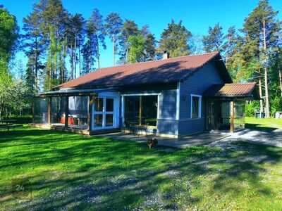 Uus elamu metsade keskel