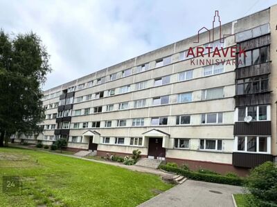 Müüa Ahtme linnaosas aadressil: Estonia pst 26a, Kohtla-Järve linn 2-toaline korter üldpinnaga 4
