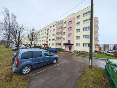 Üürile anda väga hele ja hubane 1-toaline korter suurusega 33,6 m², mis asub esimesel korrusel