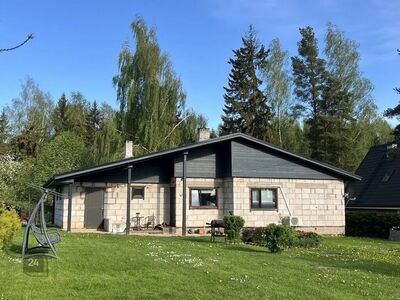 Uus kodu metsa serval ja jõe kaldal!