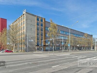 Neljast toast koosnev büroopind
