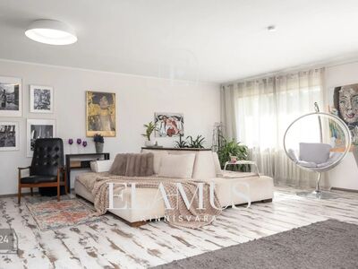 Täna 3, võimalus 4 tuba + läbi maja + meri lähedal!