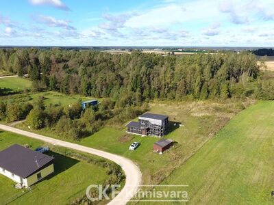 LINNALÄHEDANE SUUR METSAGA KINNISTU!