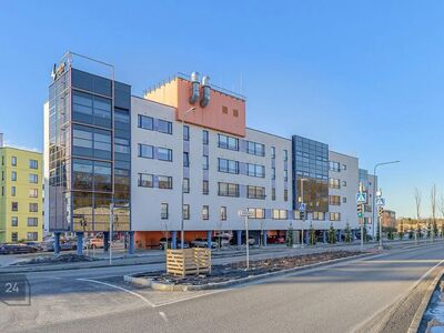 75m2 bürood. Võimalik rentida ruumide kaupa
