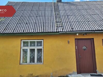 Maja Võhandu jõe lähedal, lisaks saun koos abihoonega.