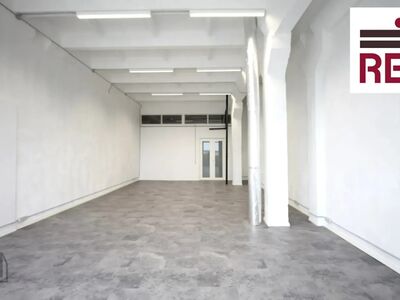 Kõrgete lagedega valgusrohke LOFT-stiilis büroo