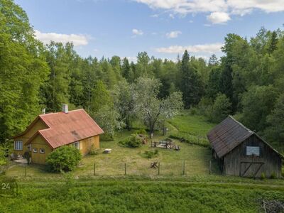 Väga privaatse asukohaga suvekodu Lahemaal